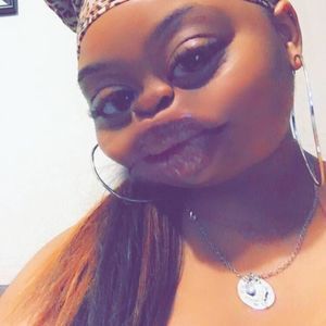 Meet your Posher, Mimi